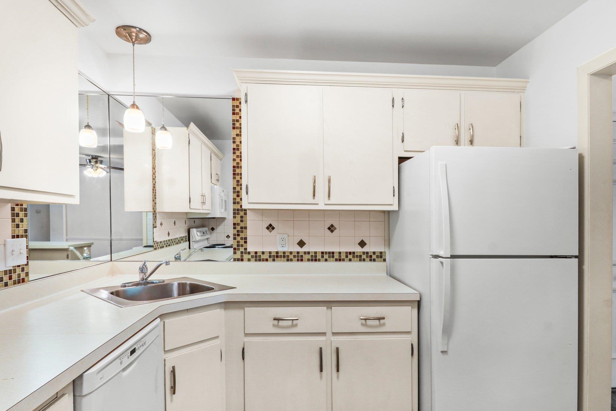 6 Heritage Circle 6