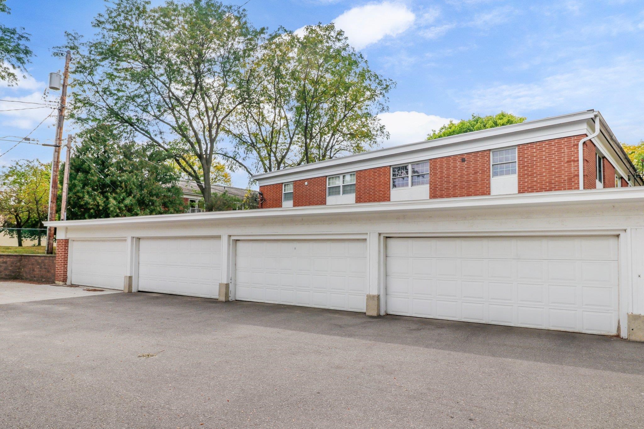 6 Heritage Circle 6