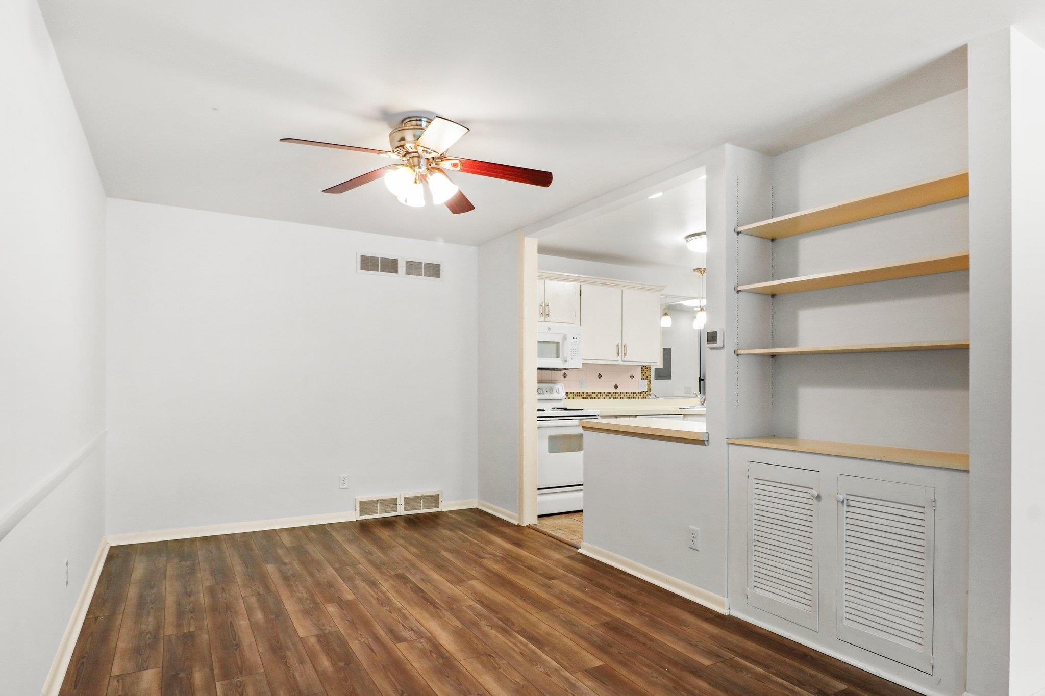 6 Heritage Circle 6