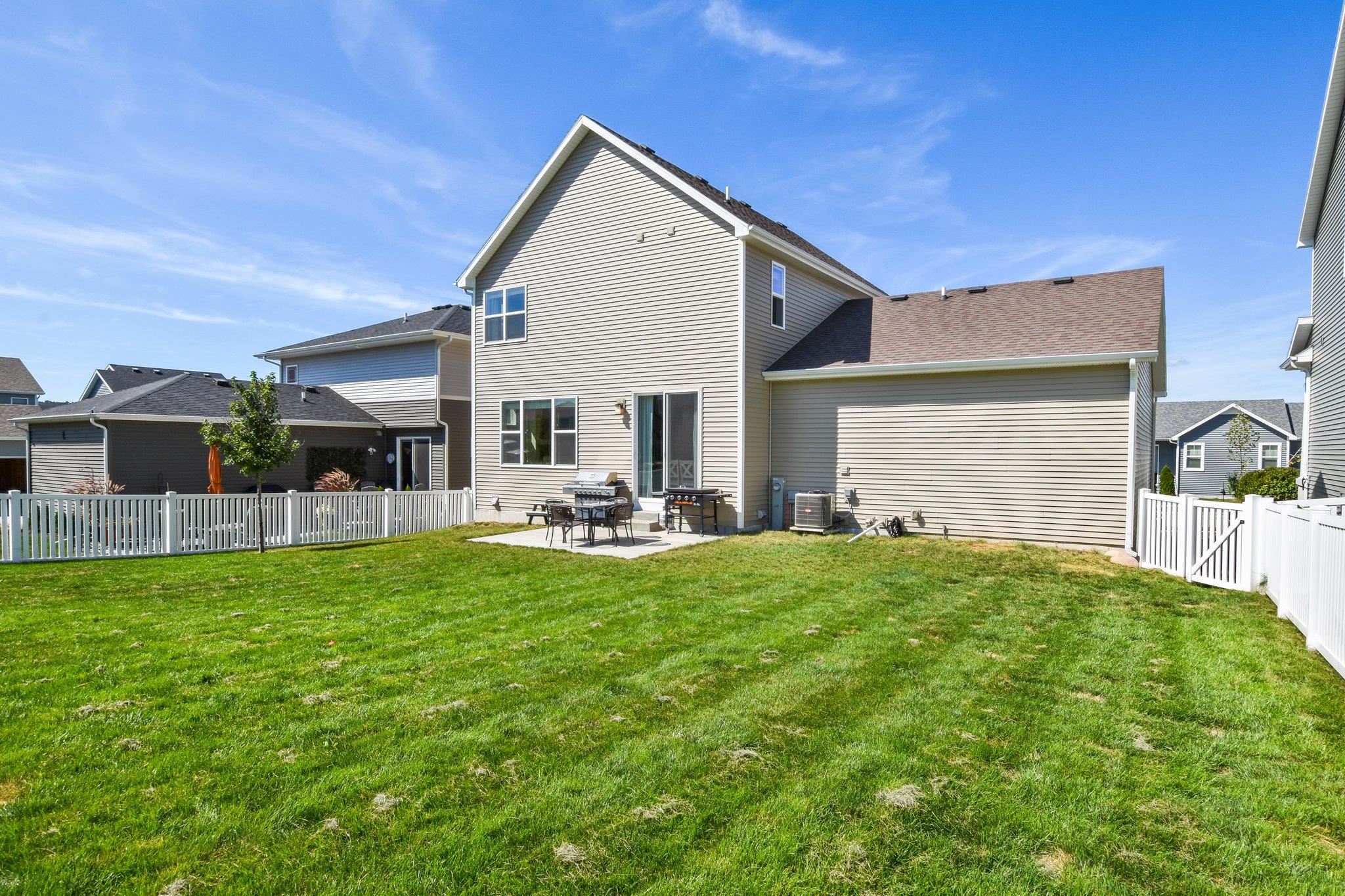 549 Roman Mist Way