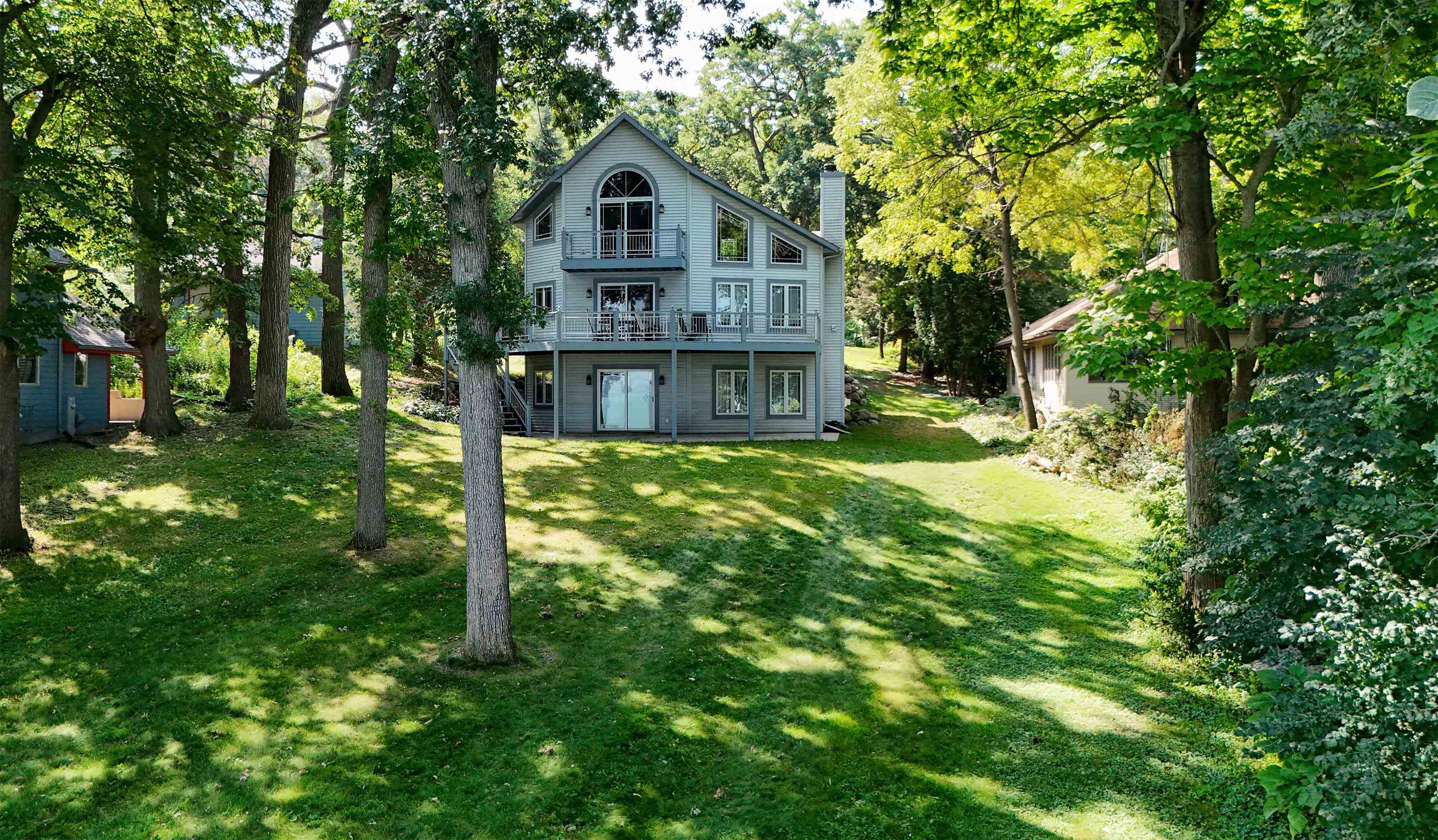 3276 Brooklyn Drive