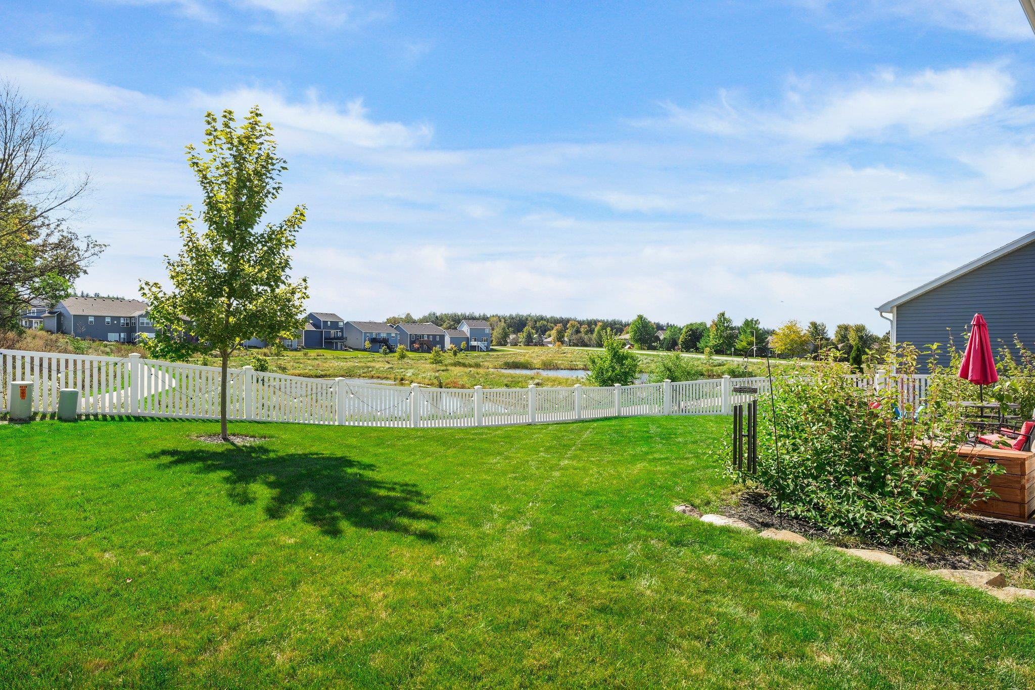835 E Chapel Royal Drive