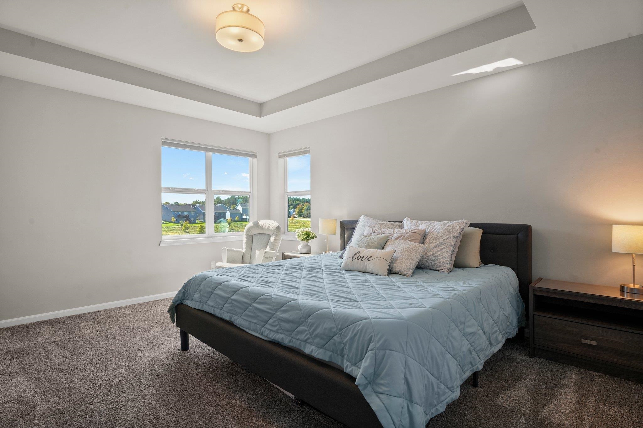 835 E Chapel Royal Drive