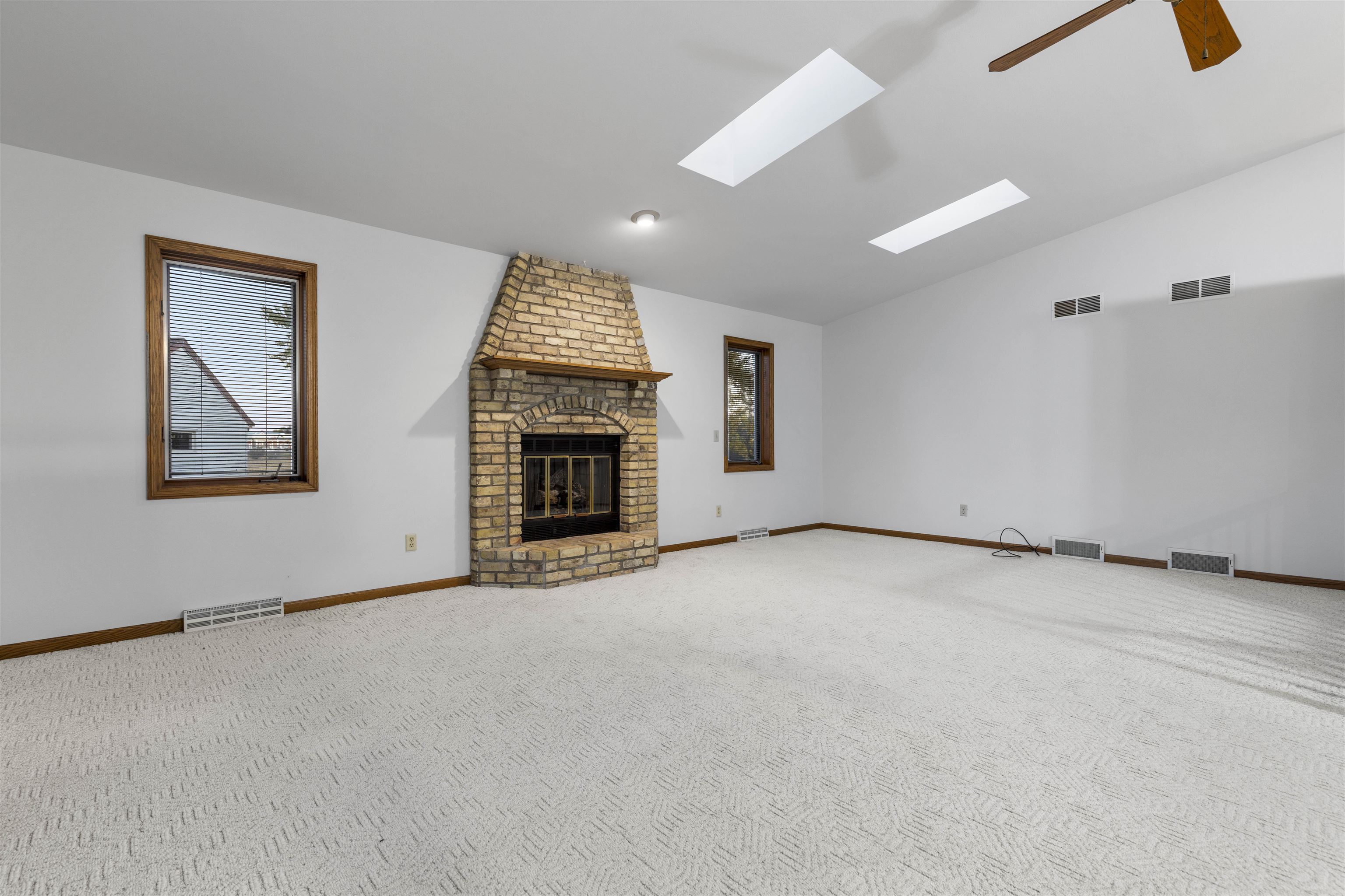 117 DAHLEN Circle