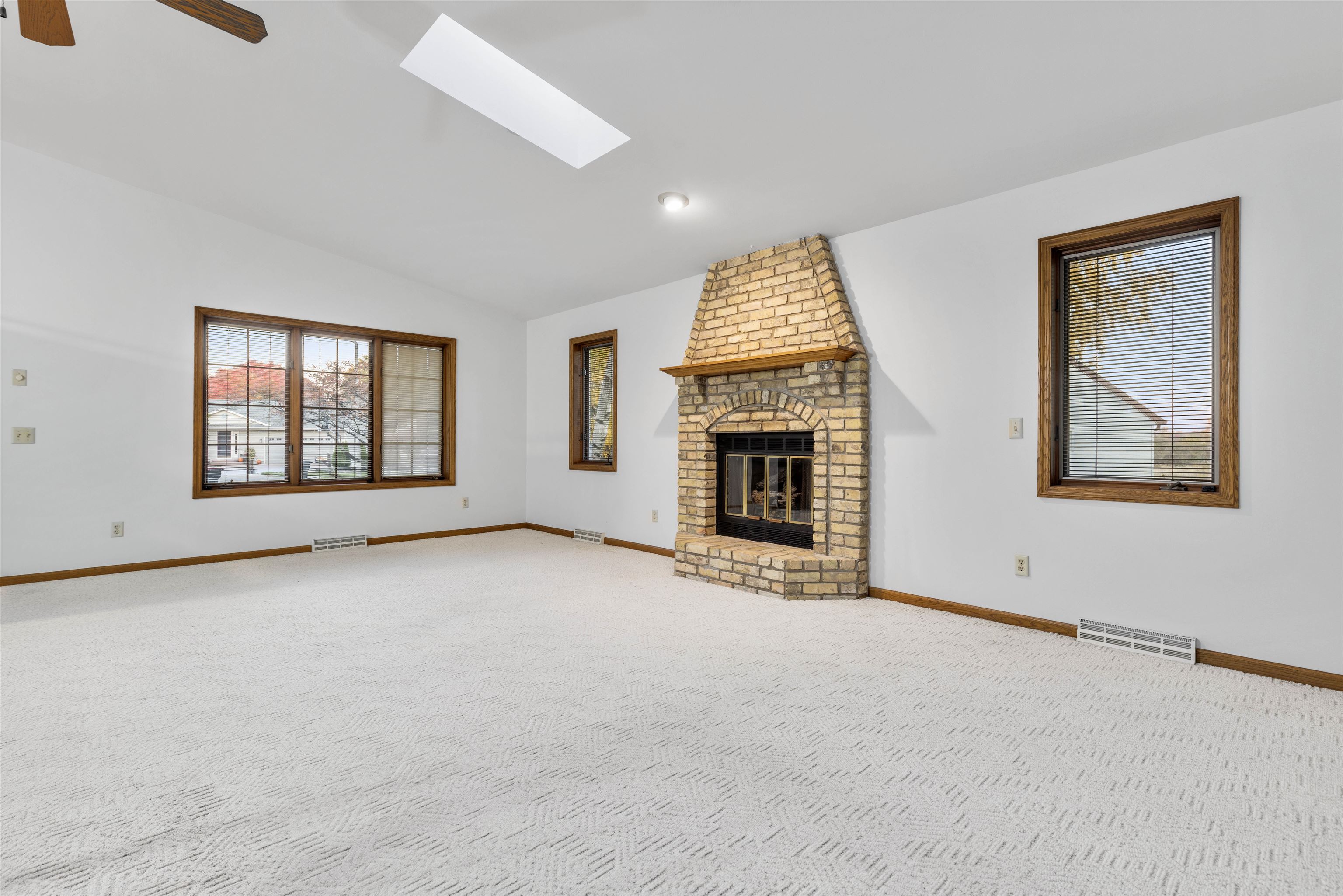 117 DAHLEN Circle