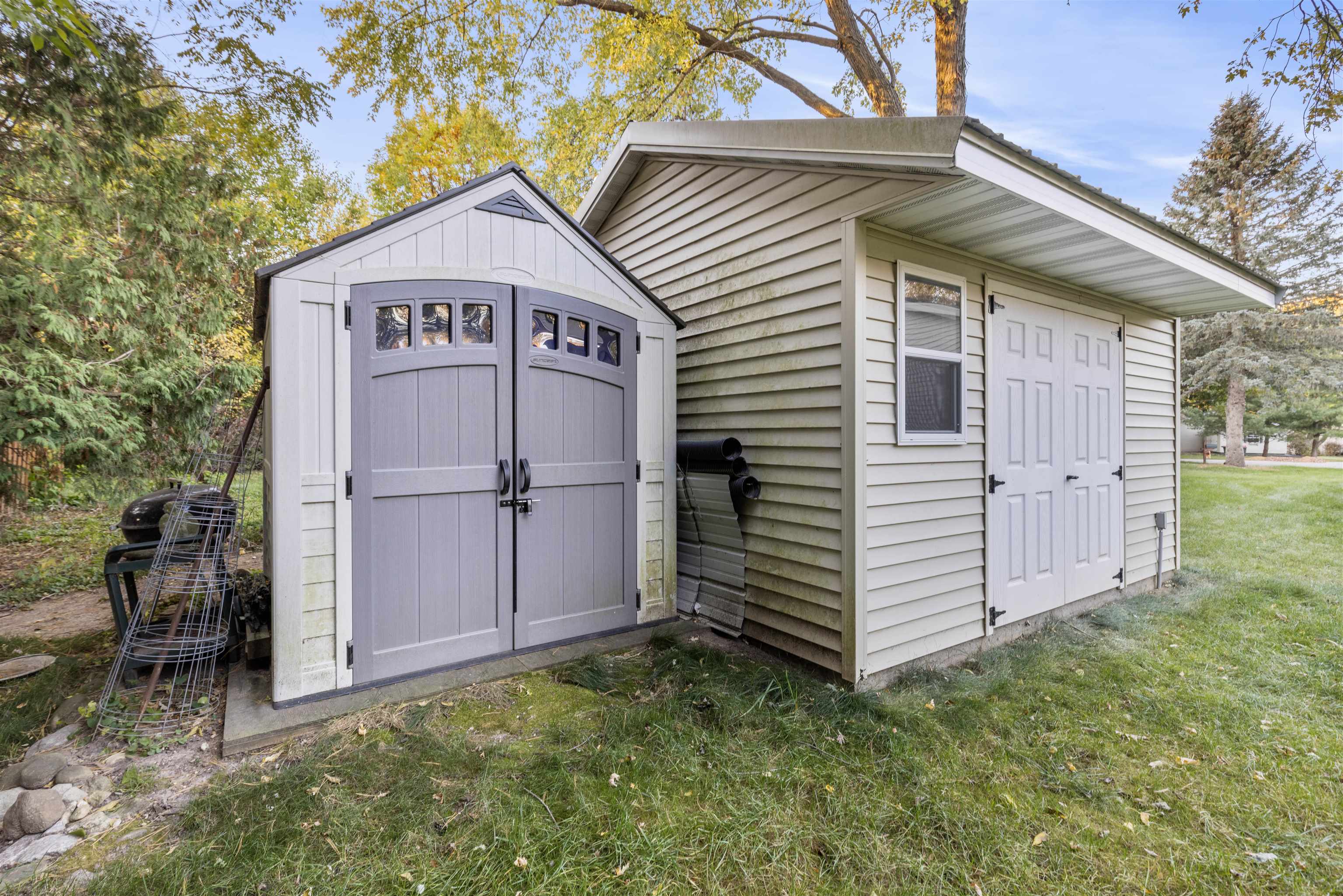 117 DAHLEN Circle