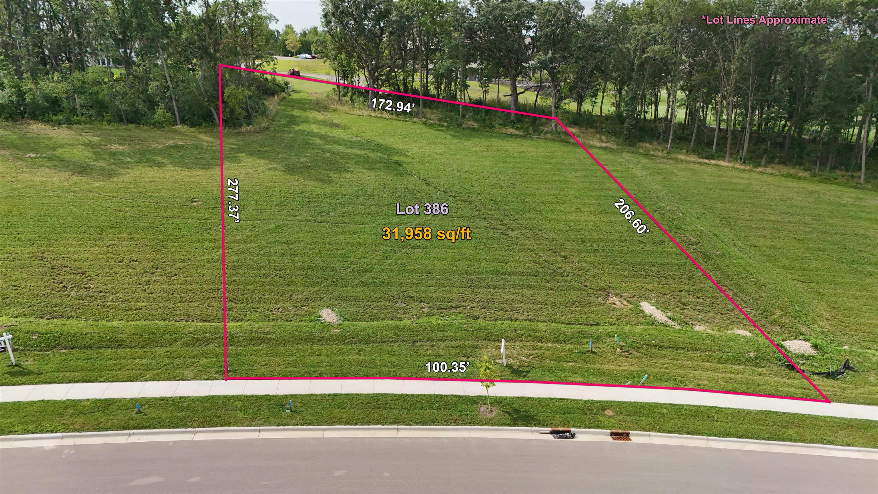 L386 Interlachen Avenue