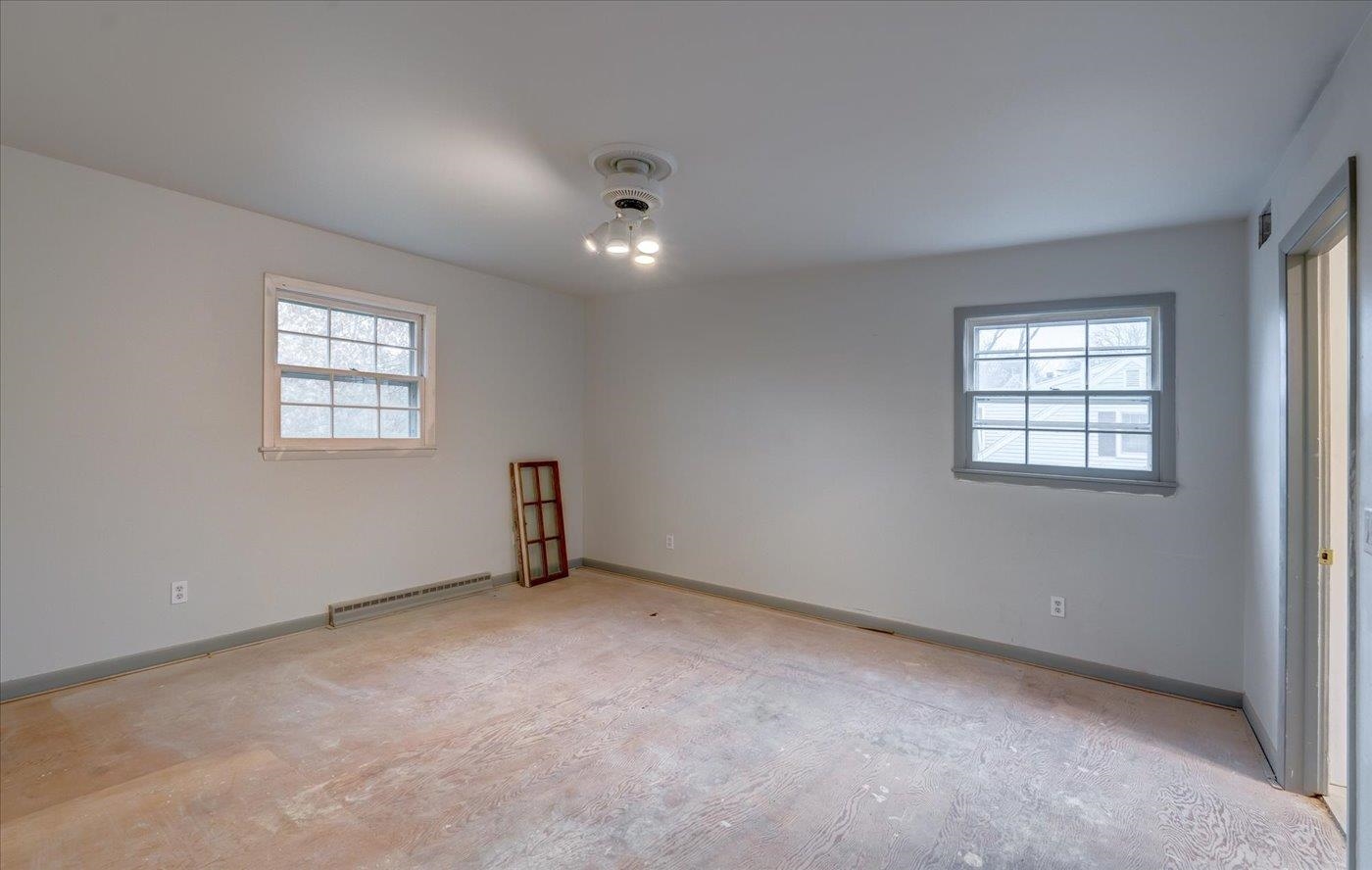2311 Maywood Circle