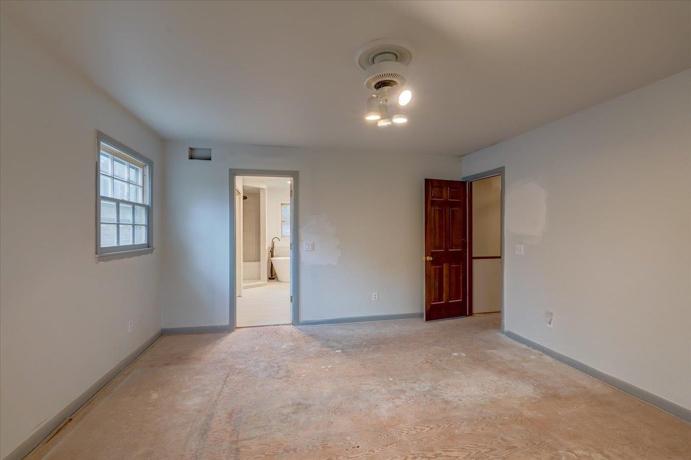 2311 Maywood Circle