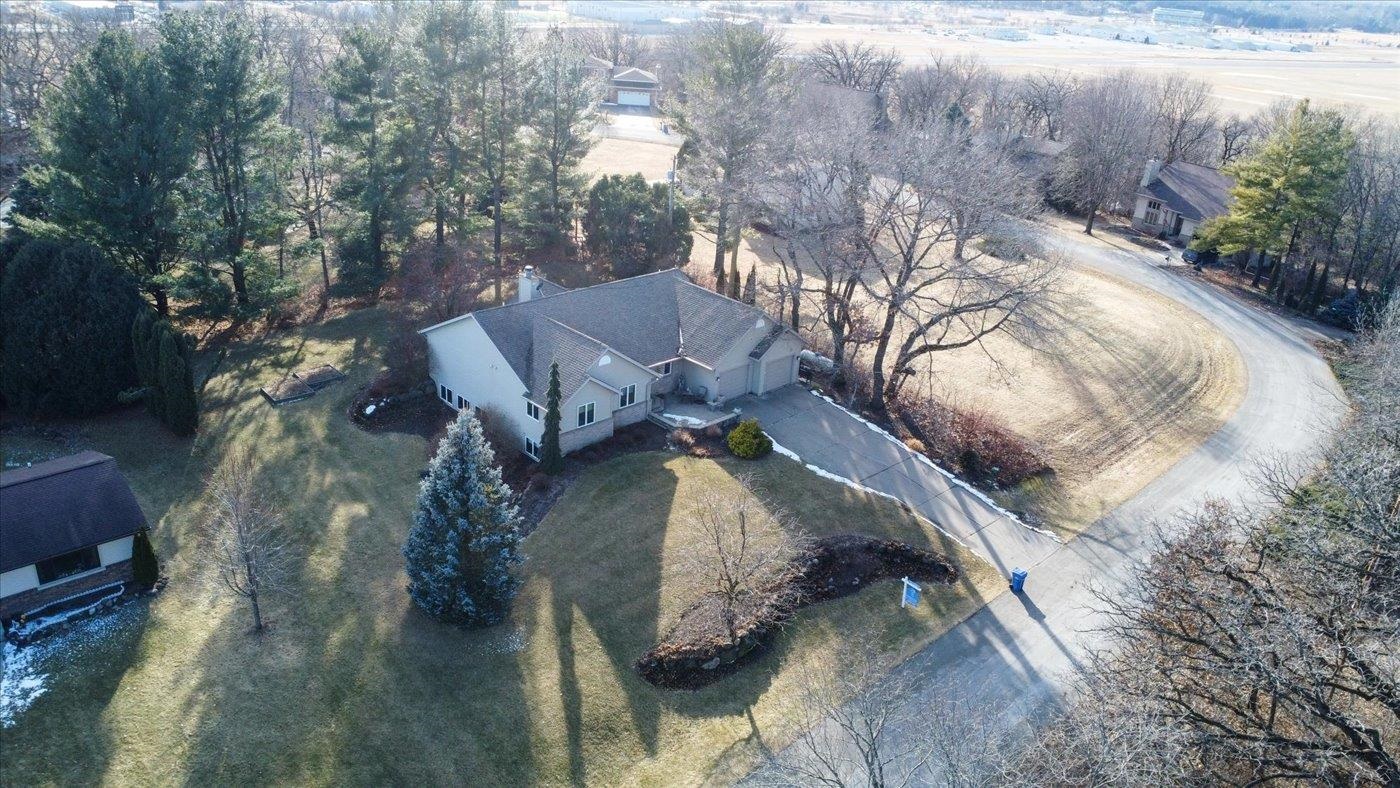 4939 Highwood Circle