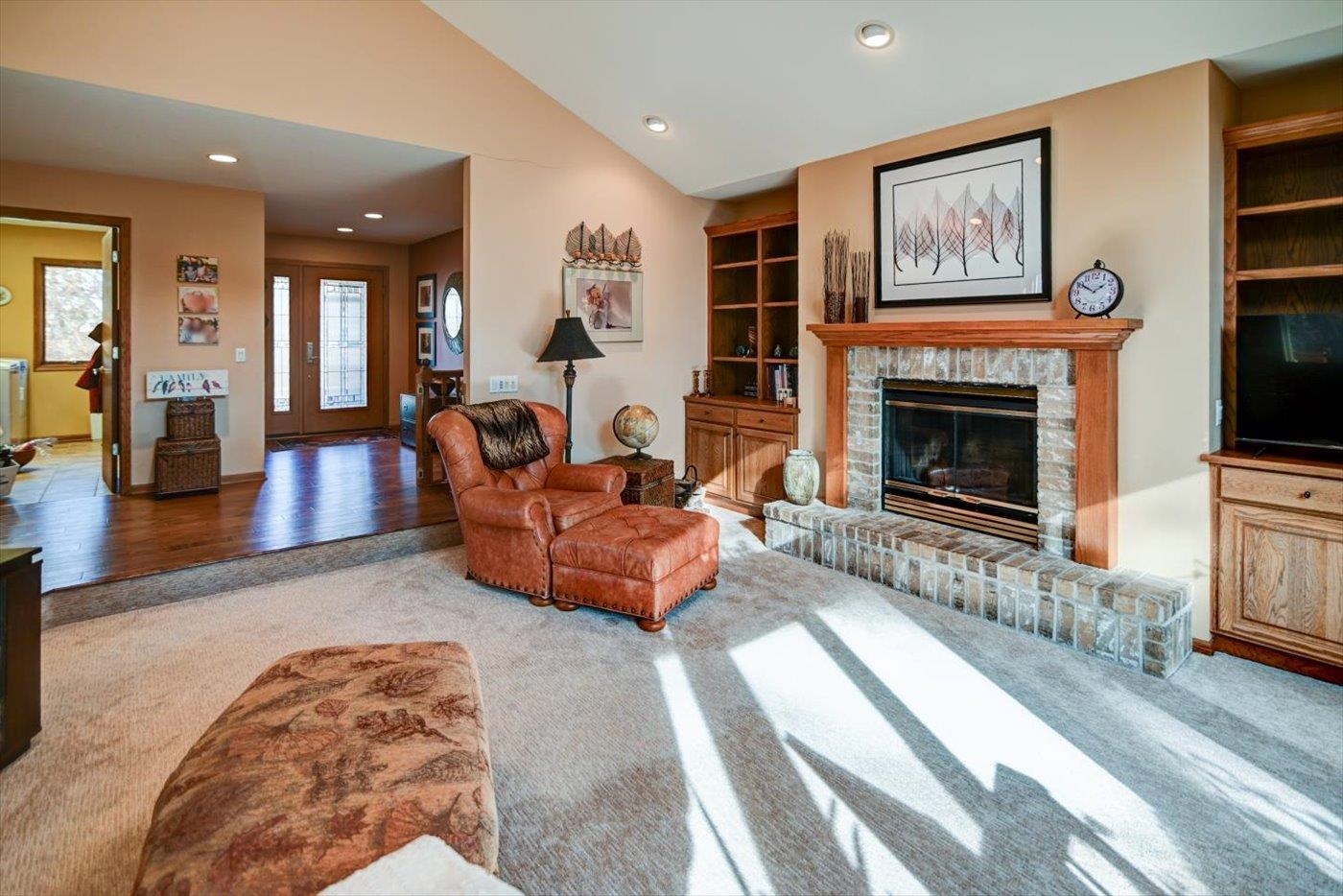 4939 Highwood Circle