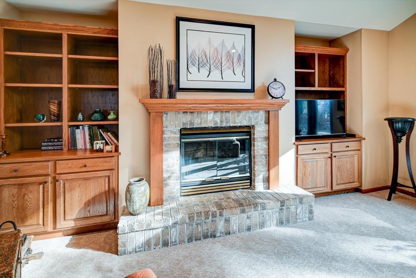 4939 Highwood Circle