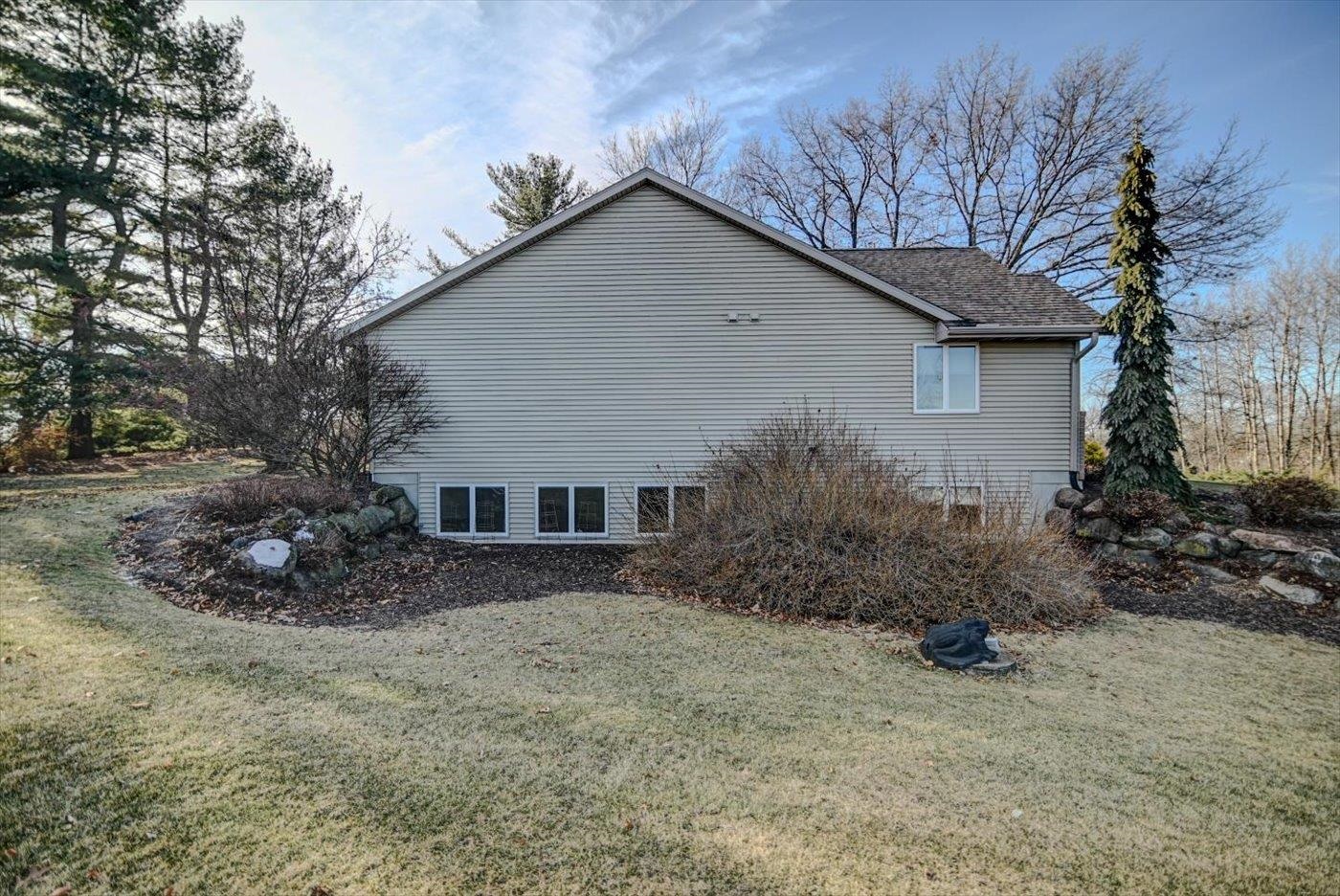 4939 Highwood Circle