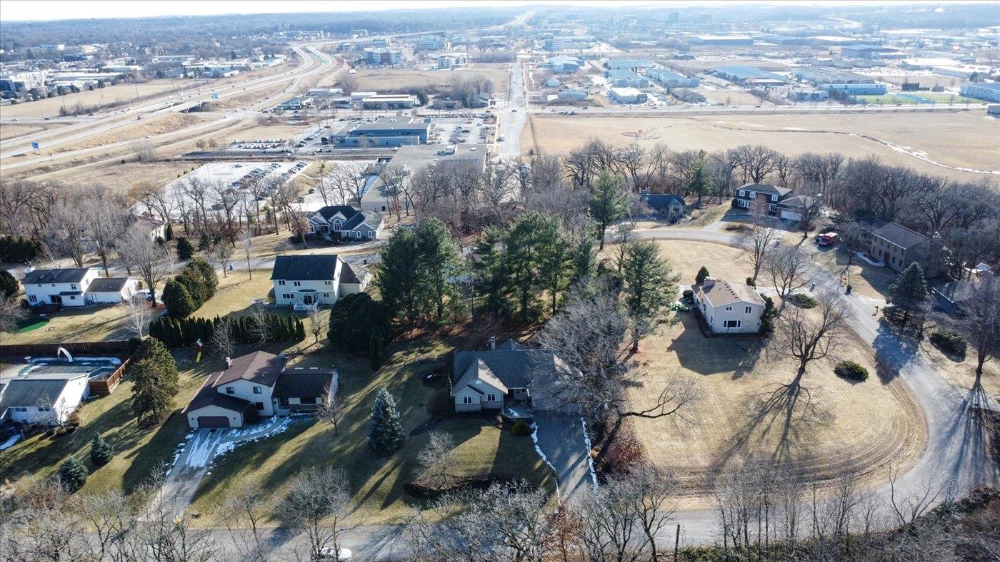 4939 Highwood Circle