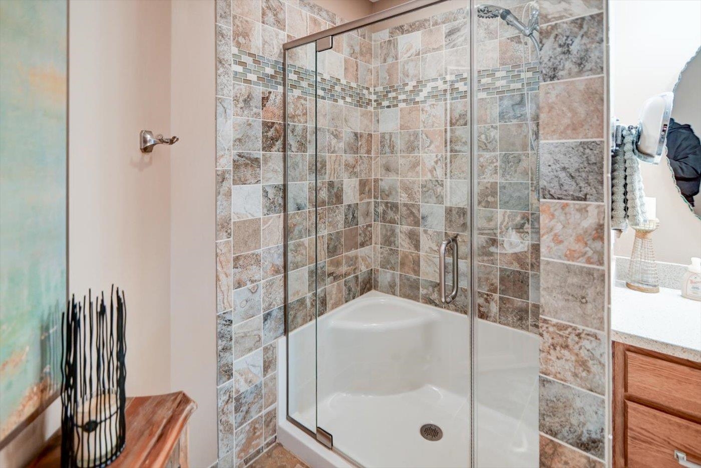 4939 Highwood Circle