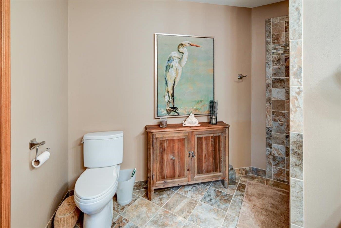 4939 Highwood Circle