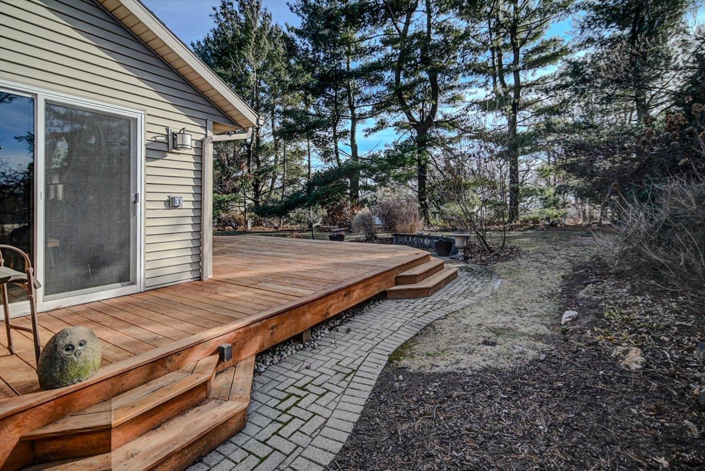 4939 Highwood Circle