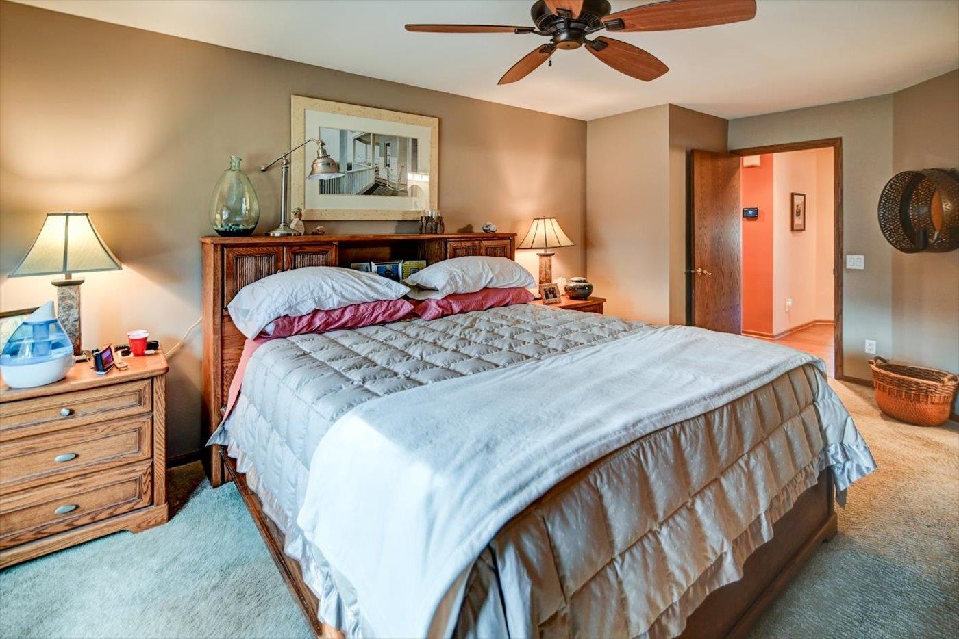 4939 Highwood Circle