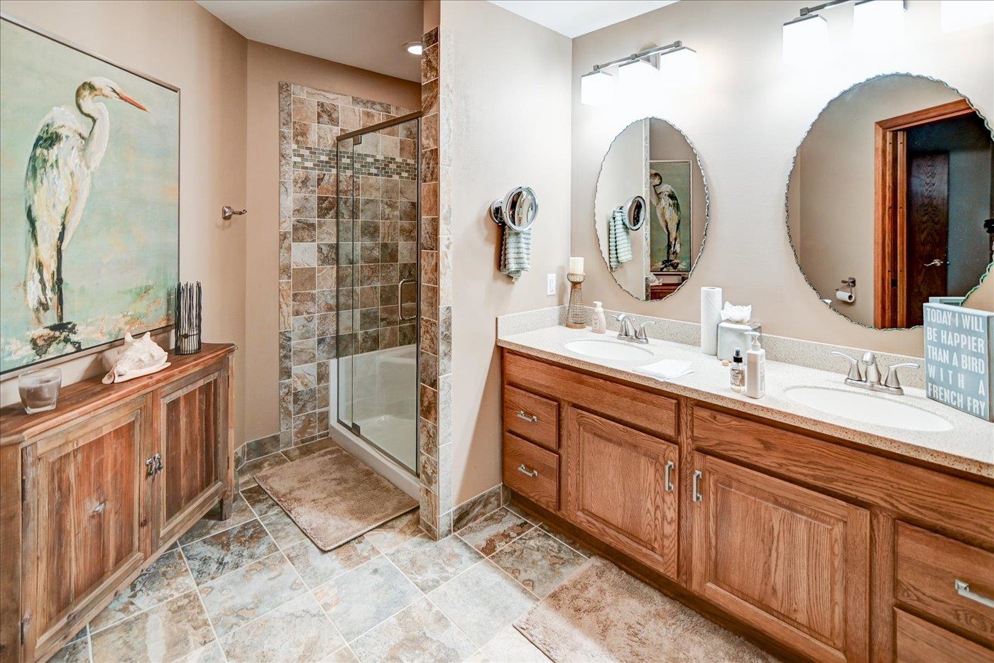 4939 Highwood Circle