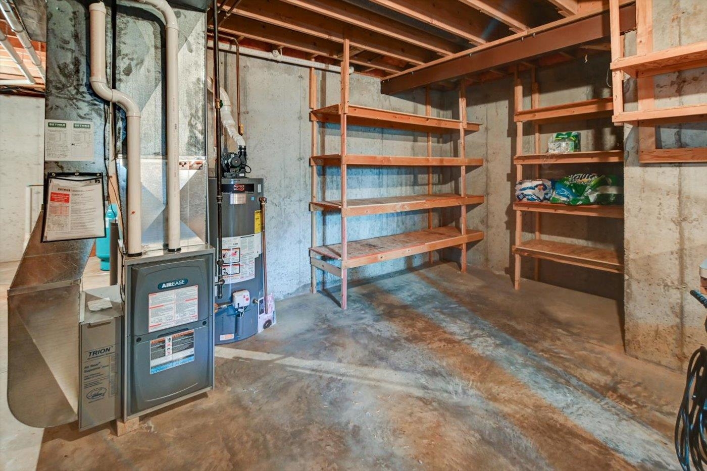 4939 Highwood Circle