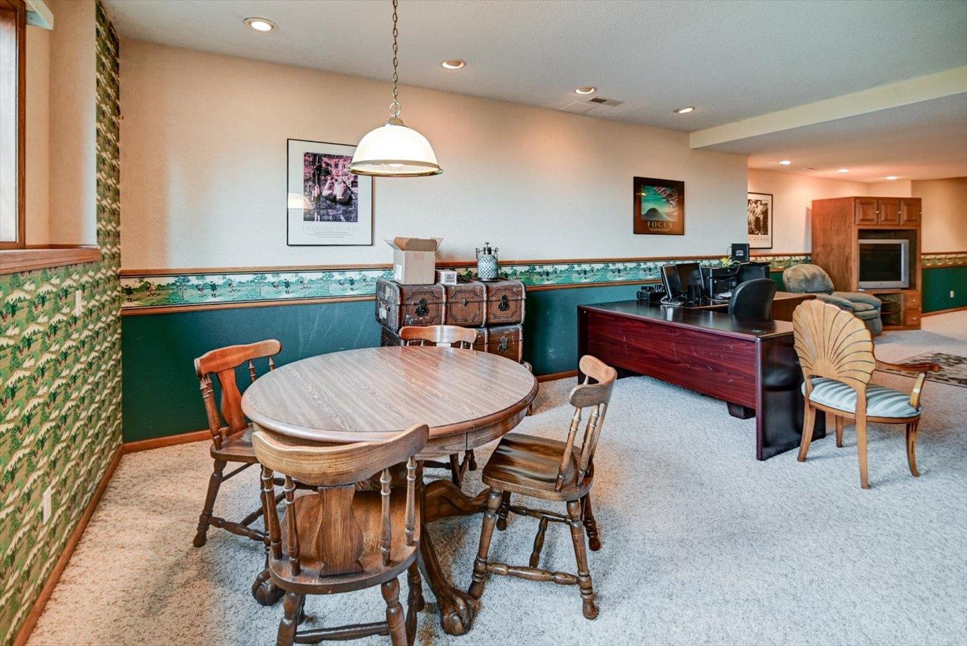 4939 Highwood Circle