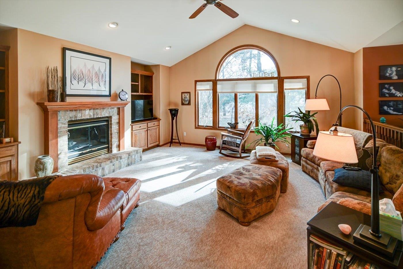 4939 Highwood Circle