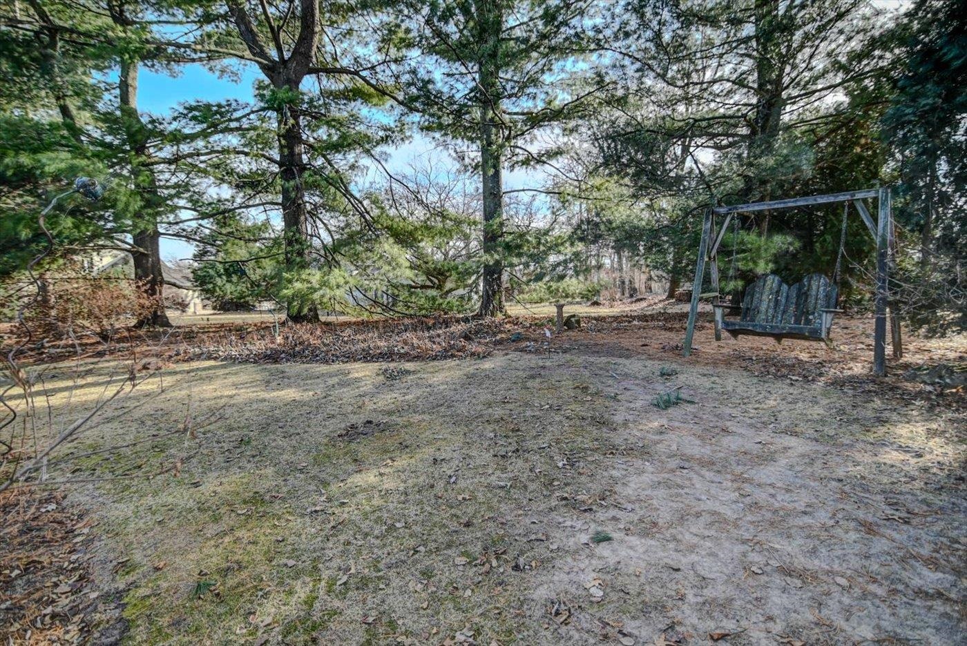 4939 Highwood Circle