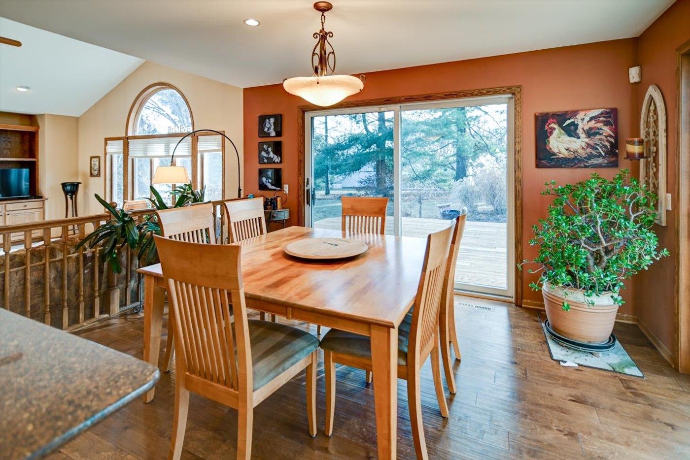 4939 Highwood Circle