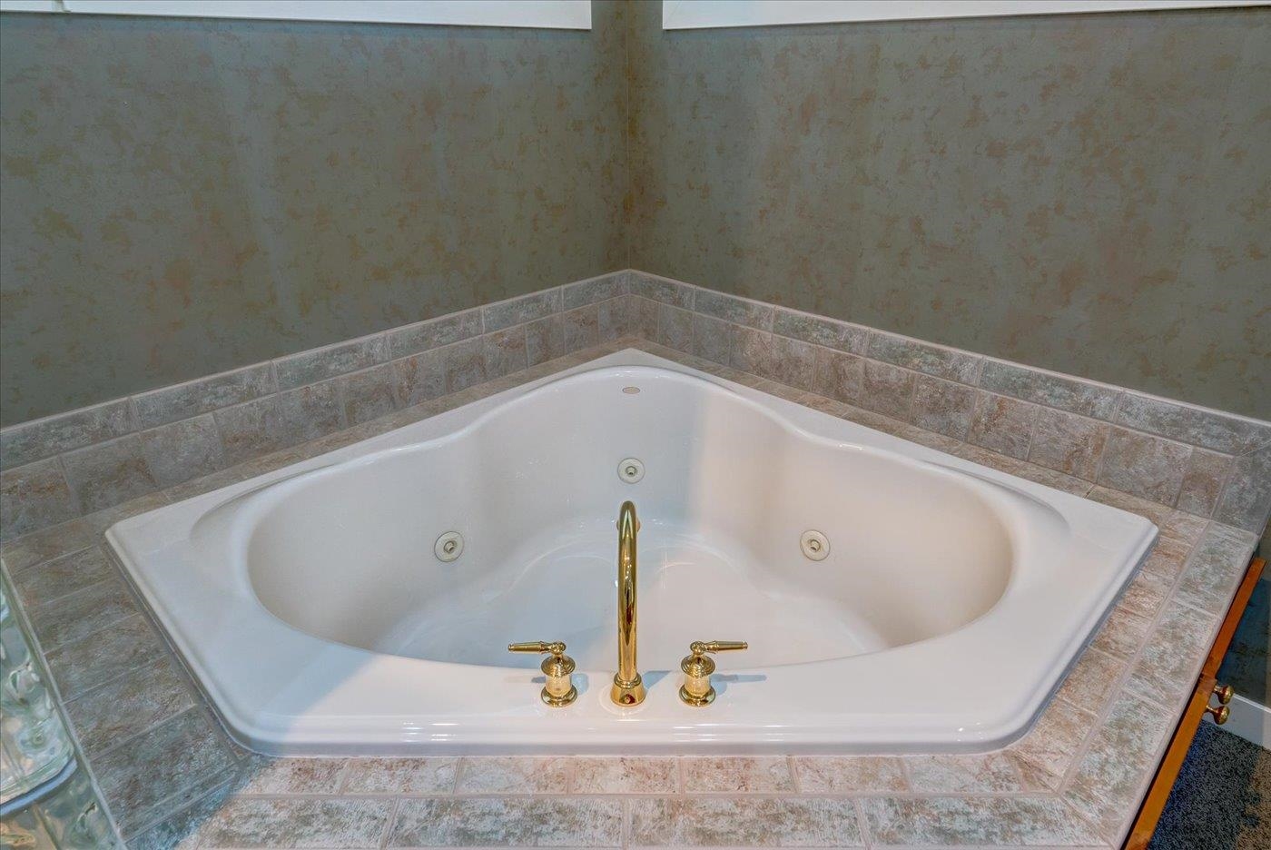 814 Hidden Cave Road