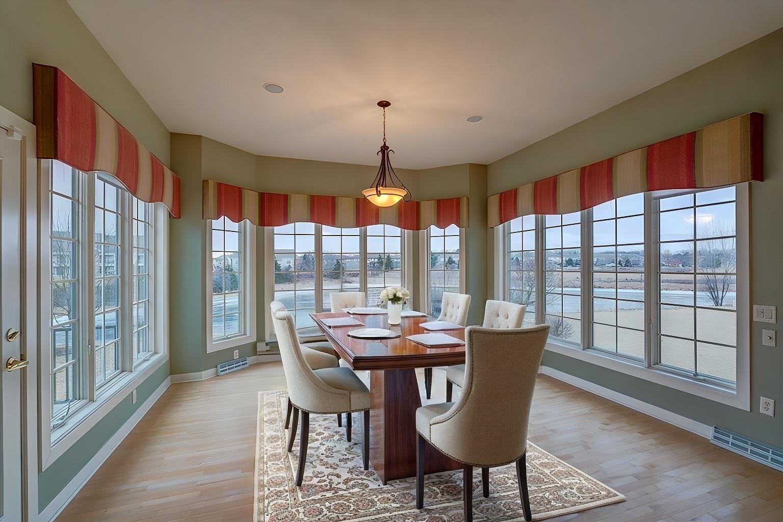 814 Hidden Cave Road