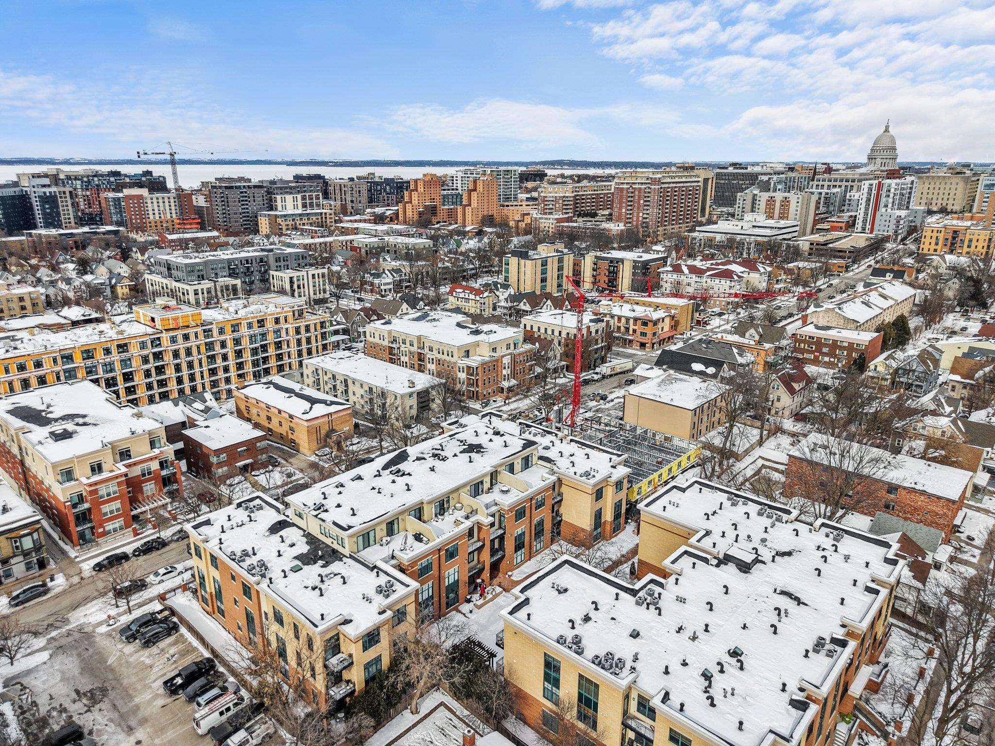 533 W Main Street Unit: 305