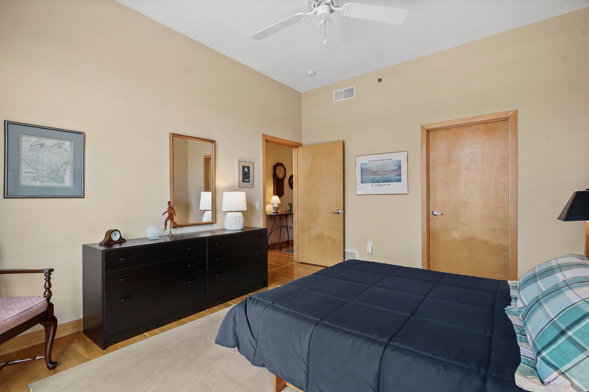 533 W Main Street Unit: 305
