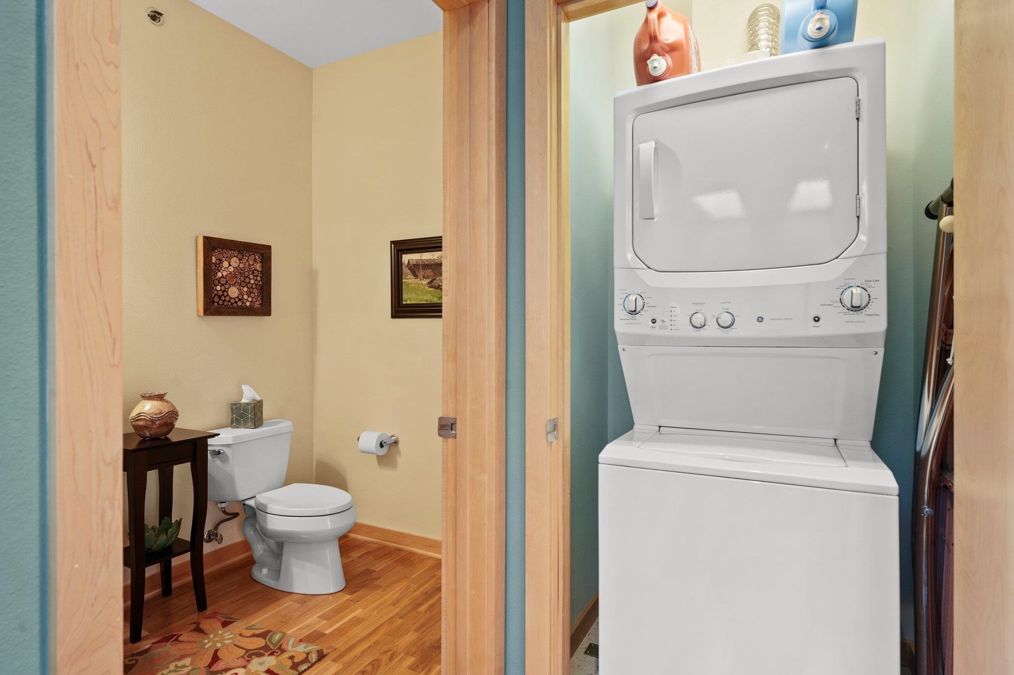 533 W Main Street Unit: 305