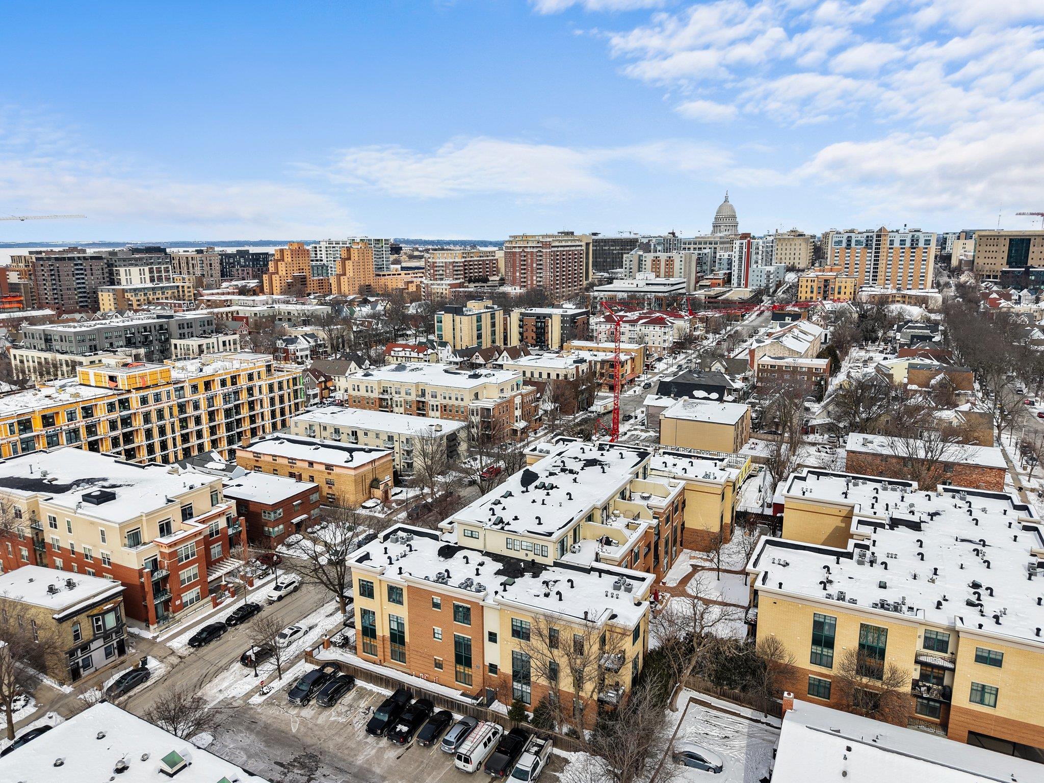 533 W Main Street Unit: 305