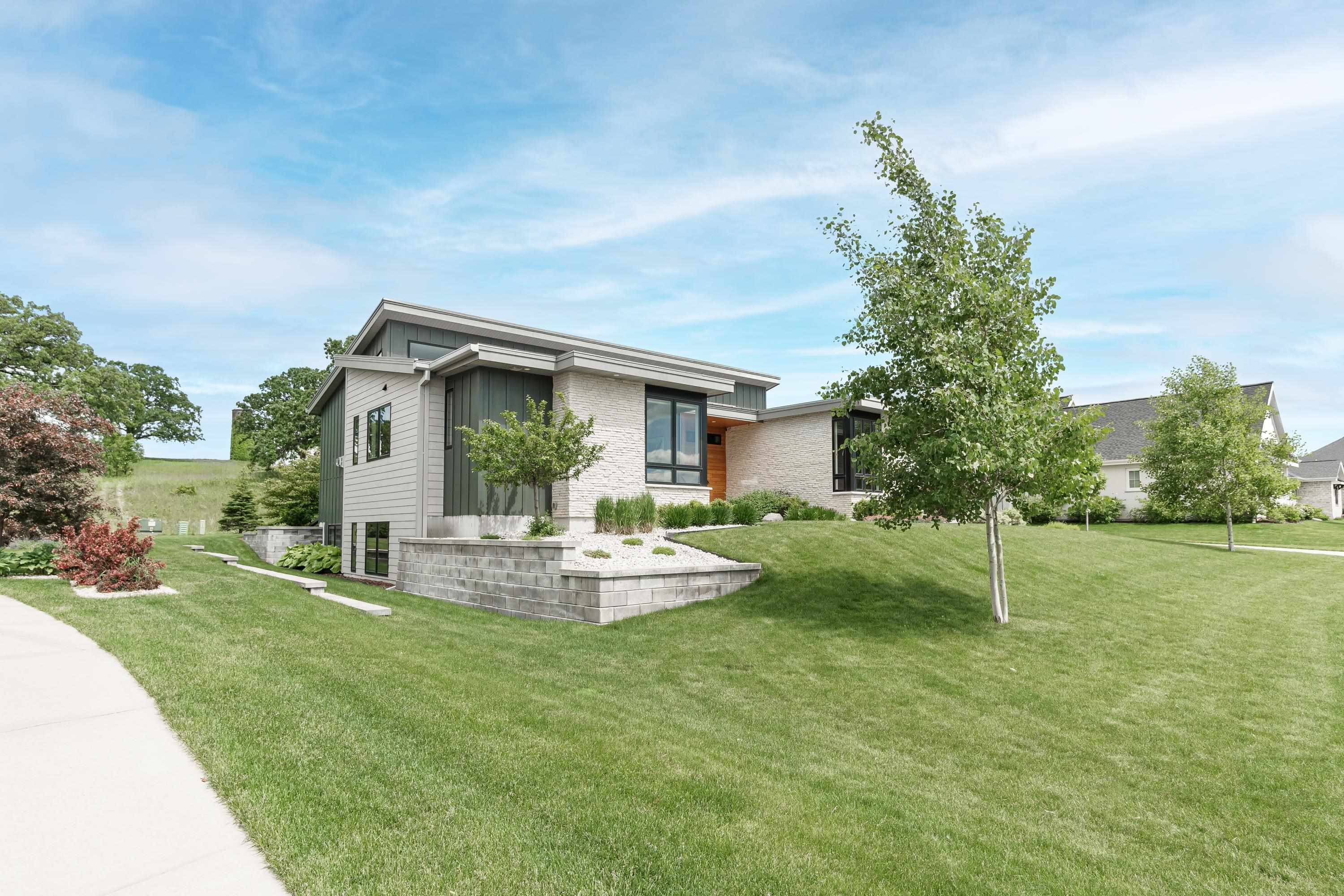 4822 Breakers Rock Road