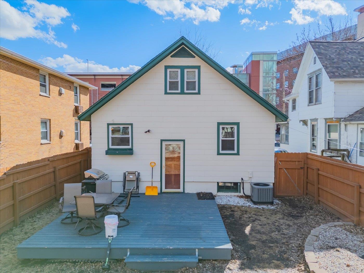 926 Erin Street