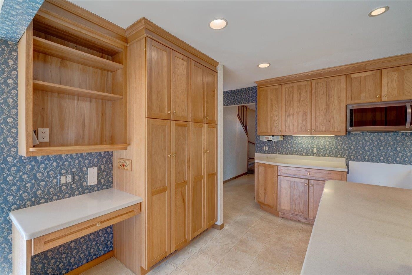 913 Arden Lane