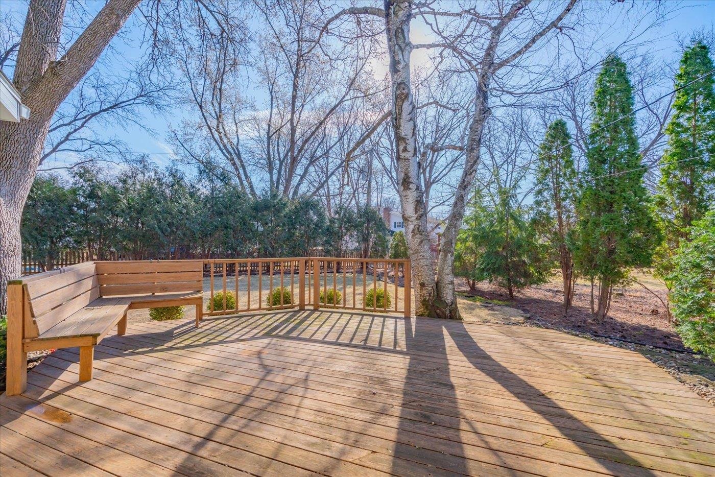 913 Arden Lane