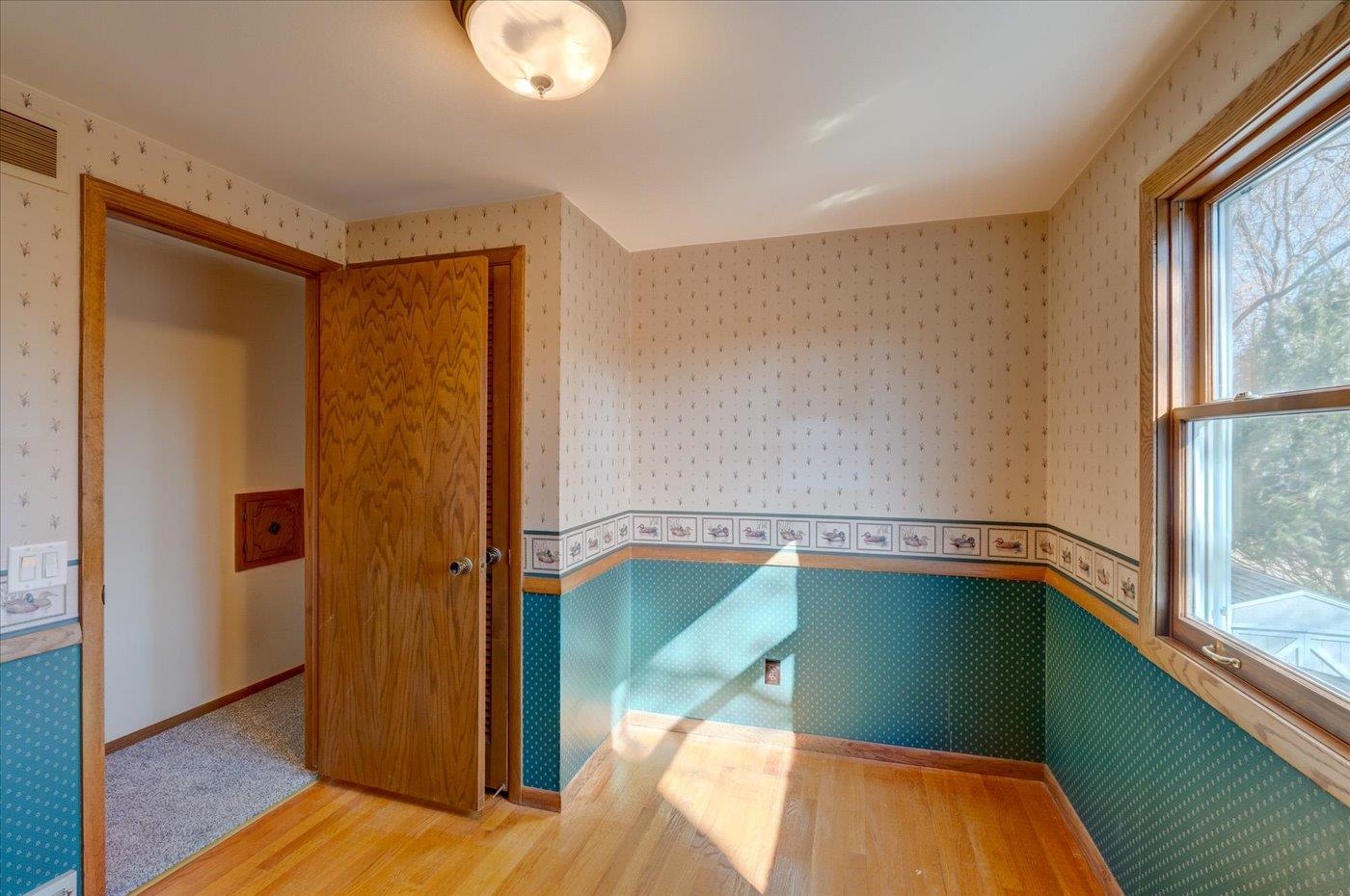913 Arden Lane