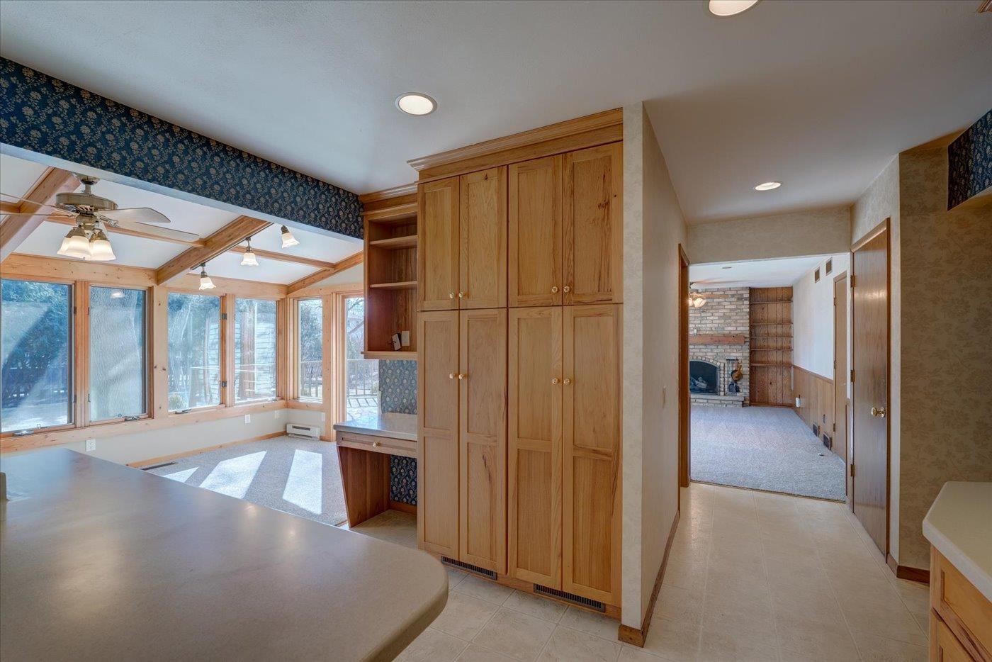 913 Arden Lane