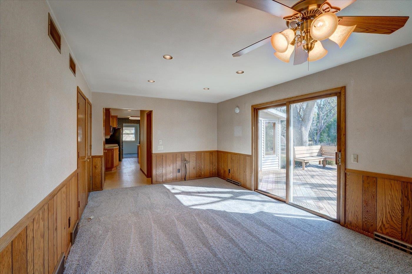 913 Arden Lane