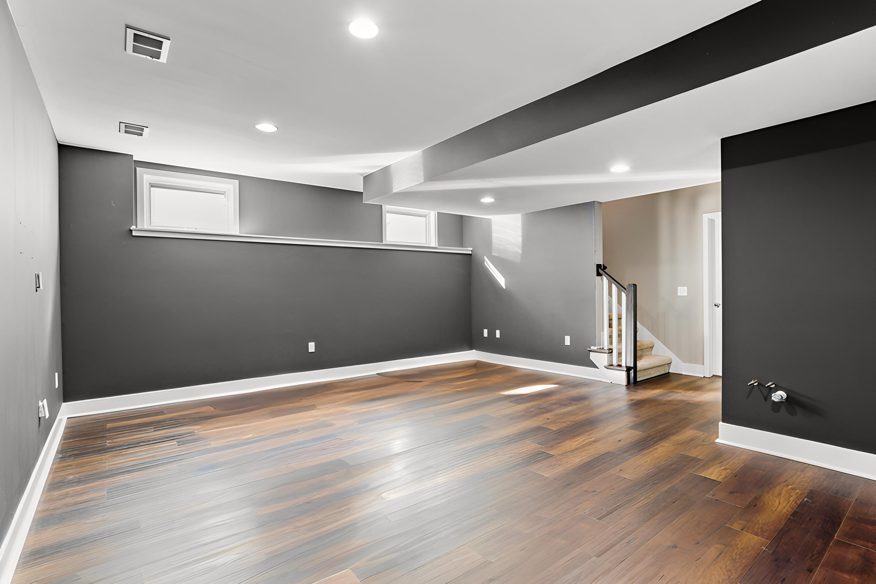 9333 Ancient Oak Lane