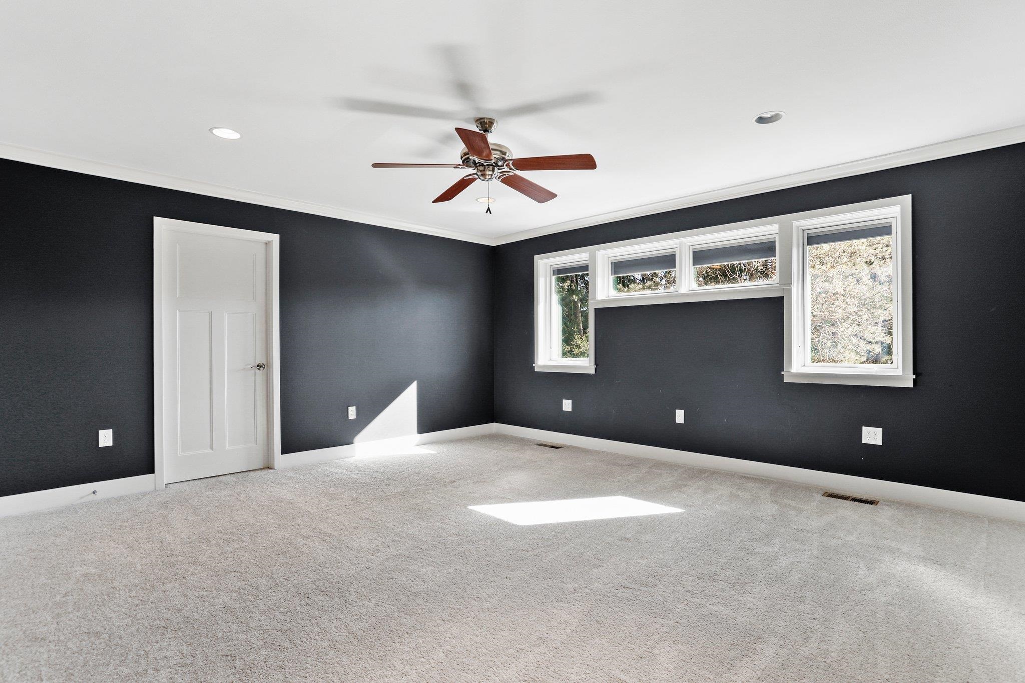9333 Ancient Oak Lane