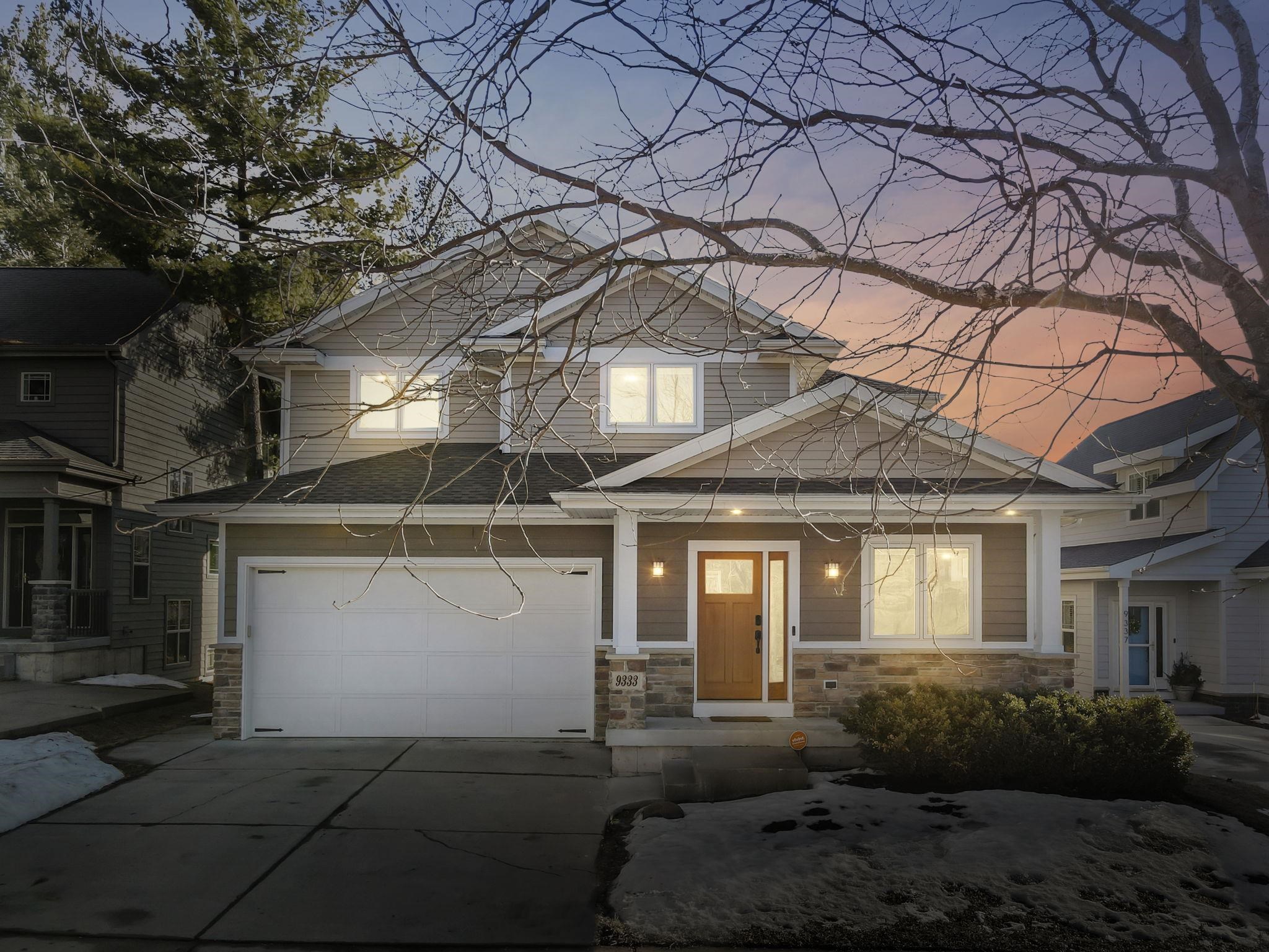 9333 Ancient Oak Lane