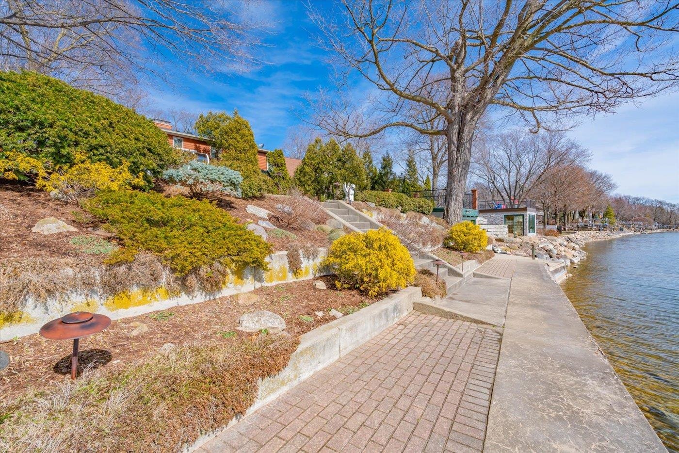 701 Woodward Drive