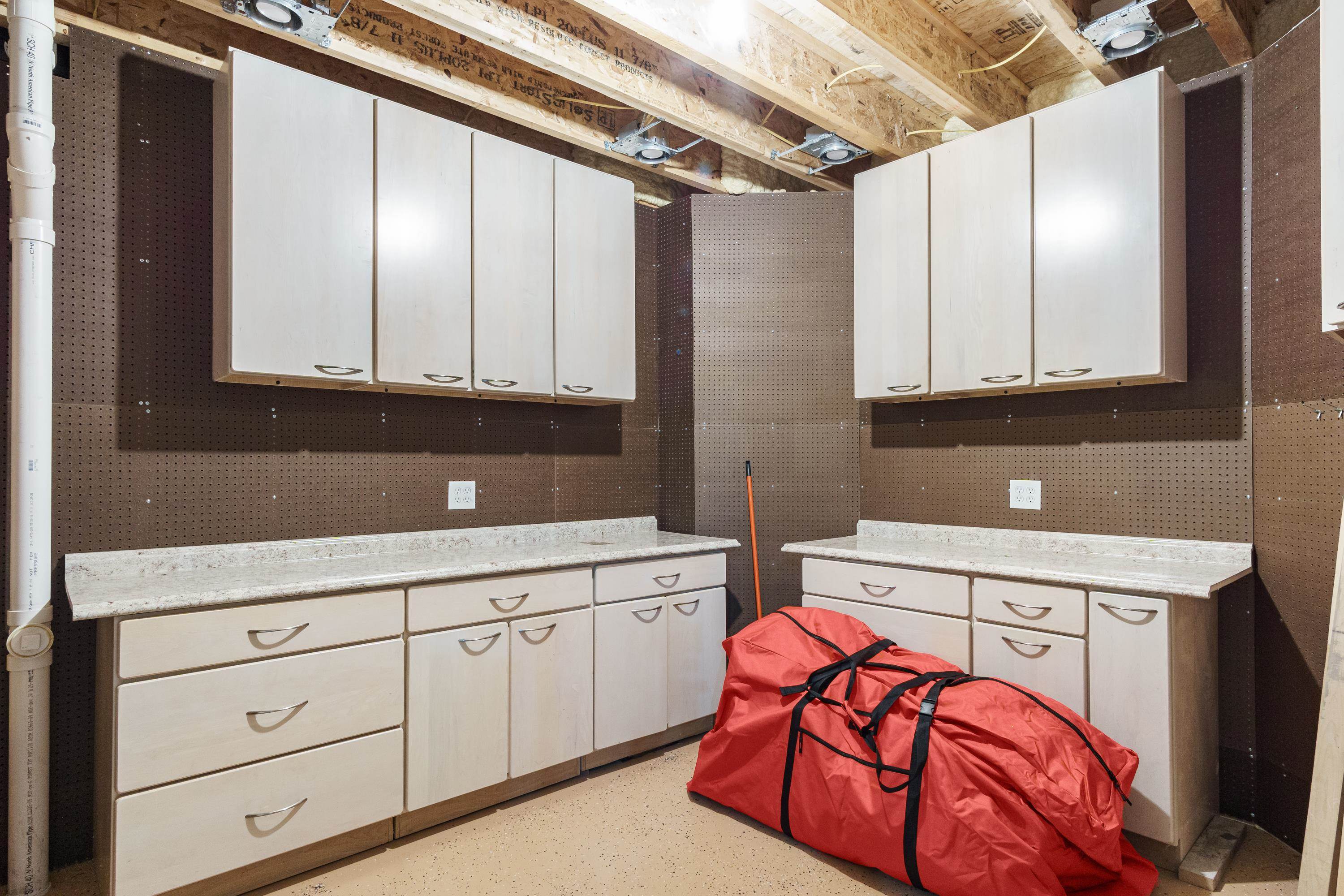 784 Westbridge Trail