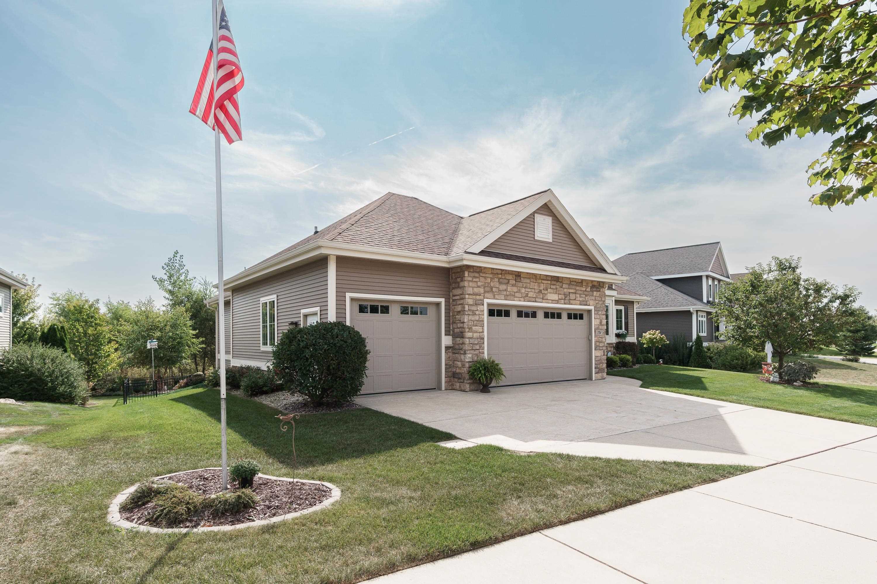784 Westbridge Trail