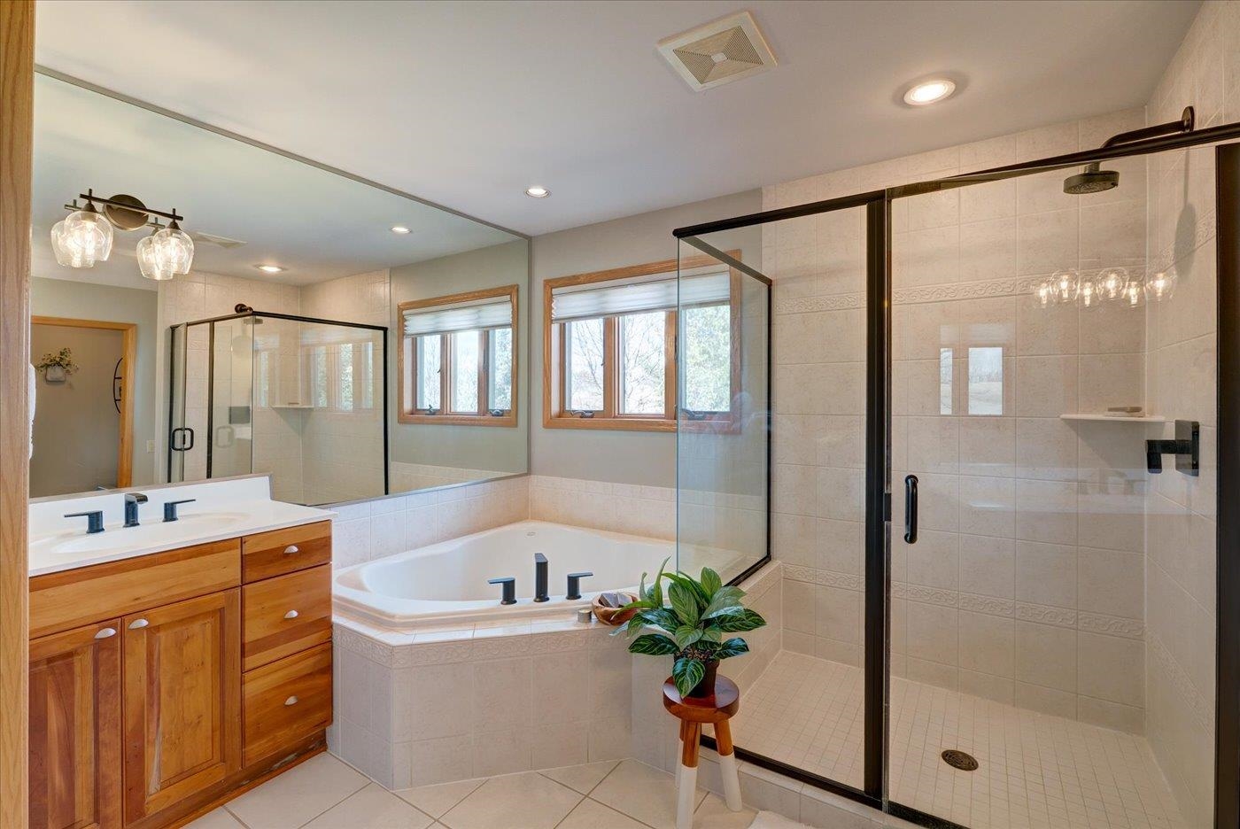 9514 Hill Creek Drive