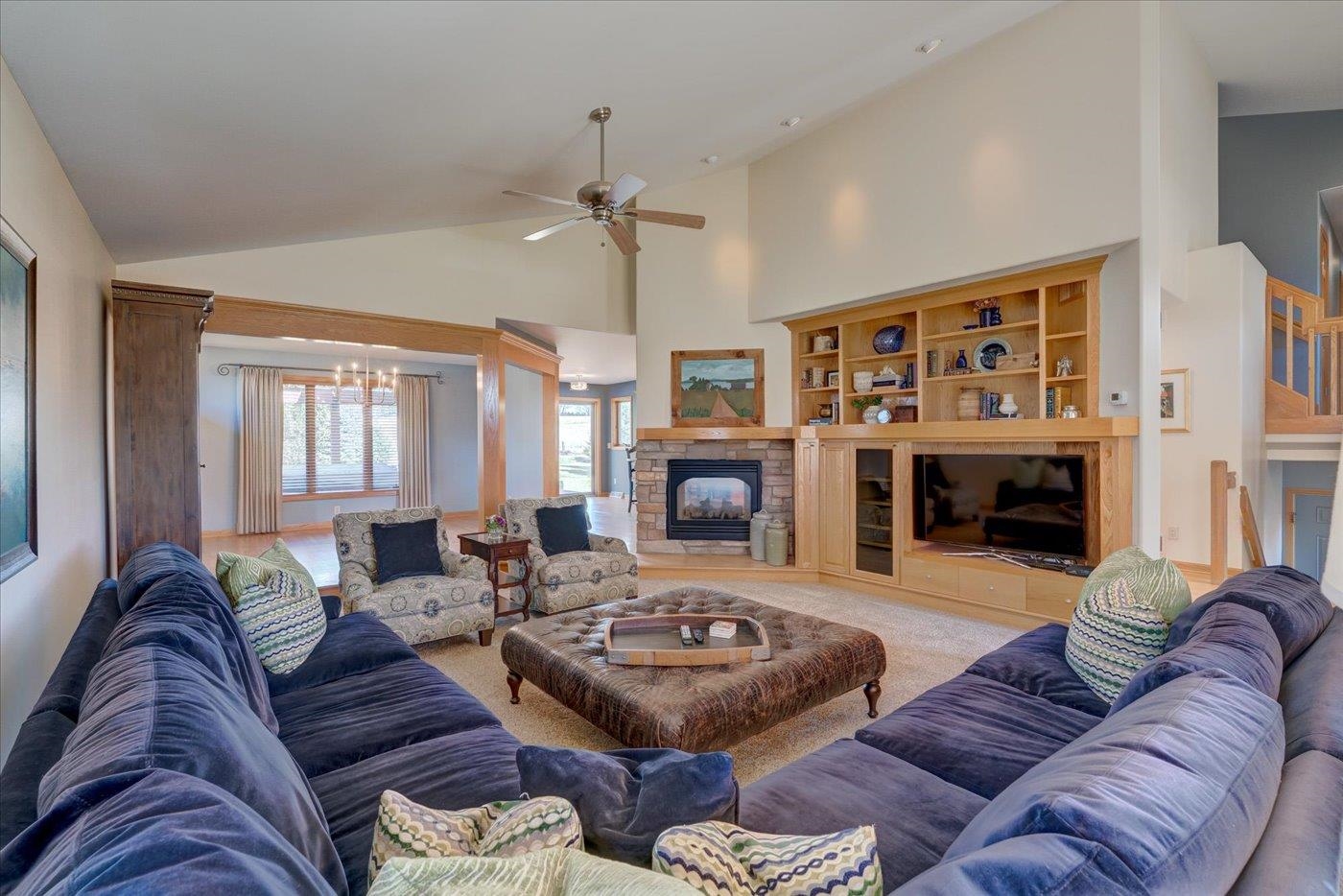 9514 Hill Creek Drive