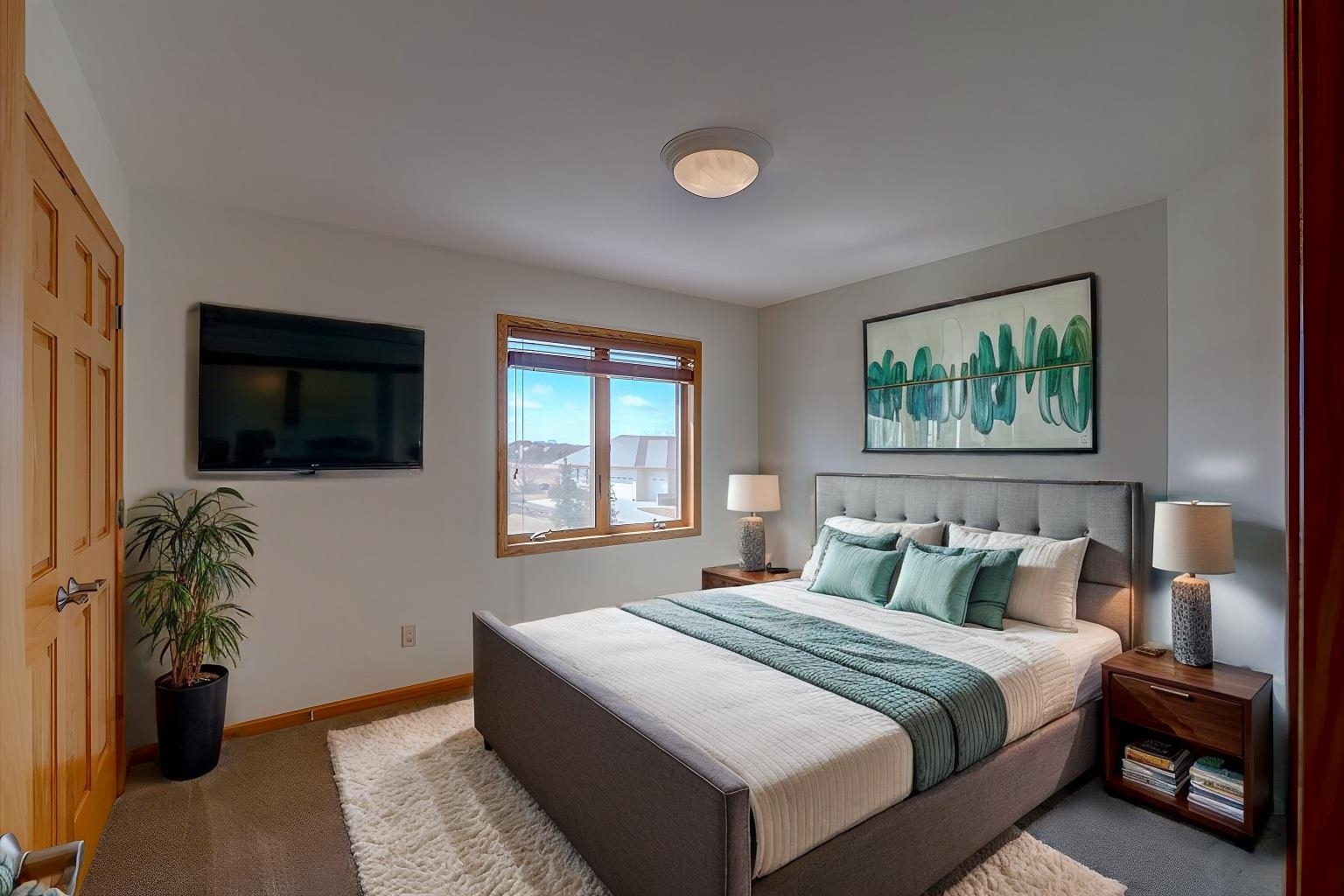 9514 Hill Creek Drive